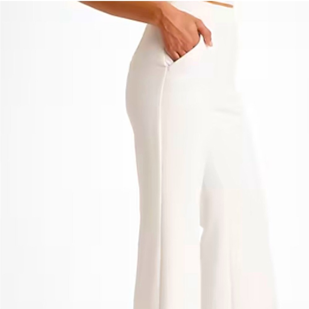 New with tags, Express white Editor,  Flare trousers/ dress pants Size 2 R